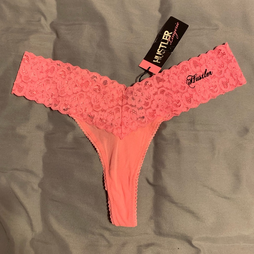 Hustler hollywood pink lace thong new